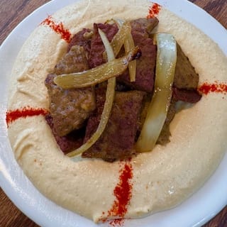 Hummus with Lamb Gyro